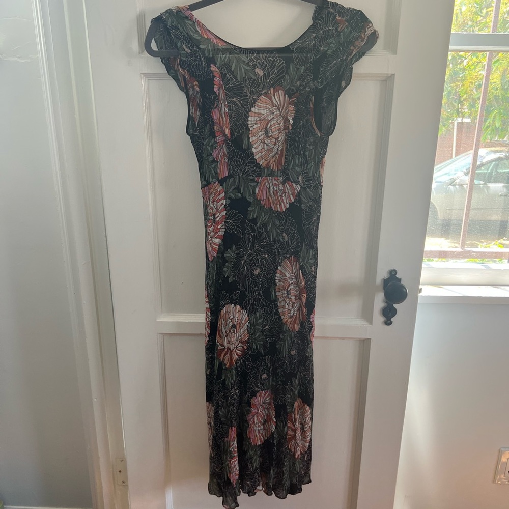 Zara floral midi dress size medium